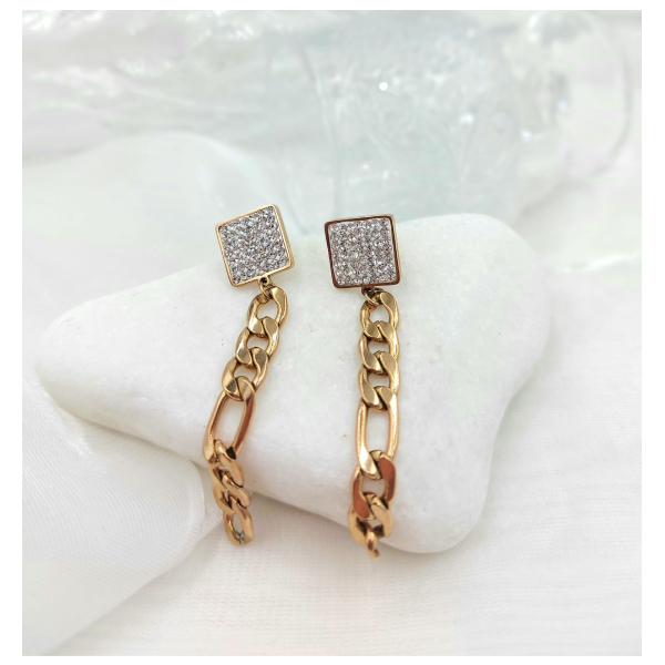 Σκουλαρίκια ατσάλινα με αλυσίδα κρεμαστή και στρας χρώμα ροζ χρυσό