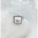 Δαχτυλίδι από ανοξείδωτο ατσάλι με λευκή πέτρα χρώμα ασημί-D-
