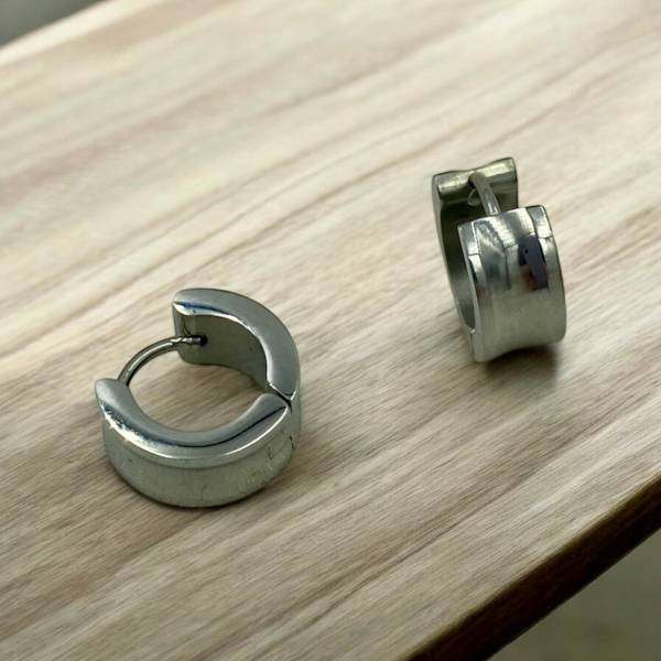 Σκουλαρίκια κρίκος μικρός από ανοξείδωτο ατσάλι ασημί χρώμα-SK-320