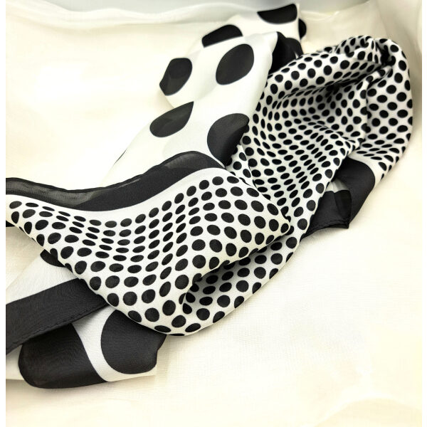 Φουλάρι-Μαντήλι φλοράλ polyester 65*65cm