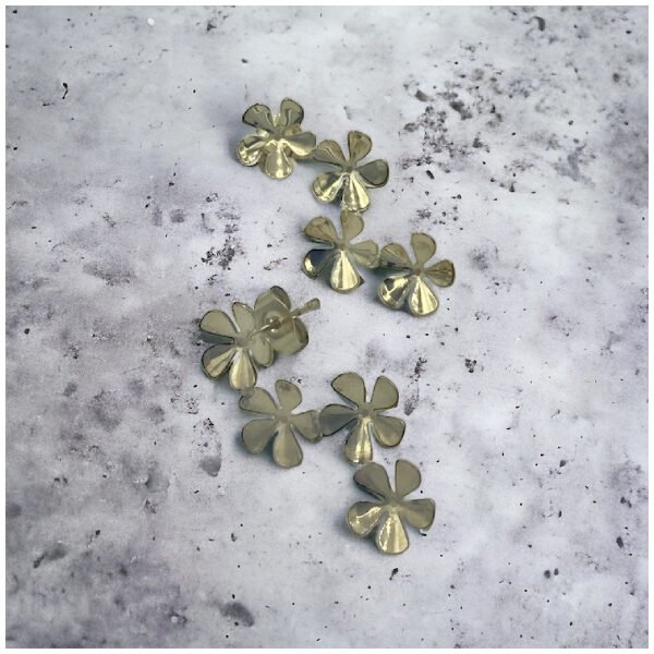 Σκουλαρίκια λουλούδι από ανοξείδωτο ατσάλι χρώμα χρυσό-SK-
