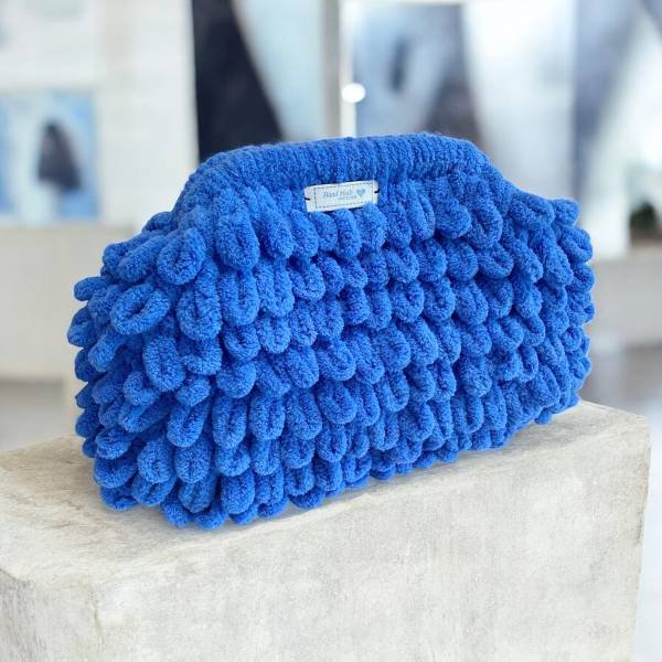 Χειροποίητη πλεκτή τσάντα puffy 35x22cm χρώμα Μπλε ρουά-PL-116-141