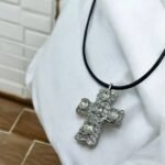 Κολιέ Σταυρός από ανοξείδωτο ατσάλι xρώμα ασημί-Κ-