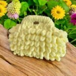 Χειροποίητη τσάντα puffy MINI πλεγμένη με τα δάχτυλα χρώμα Κίτρινο ανοιχτο-PL-120