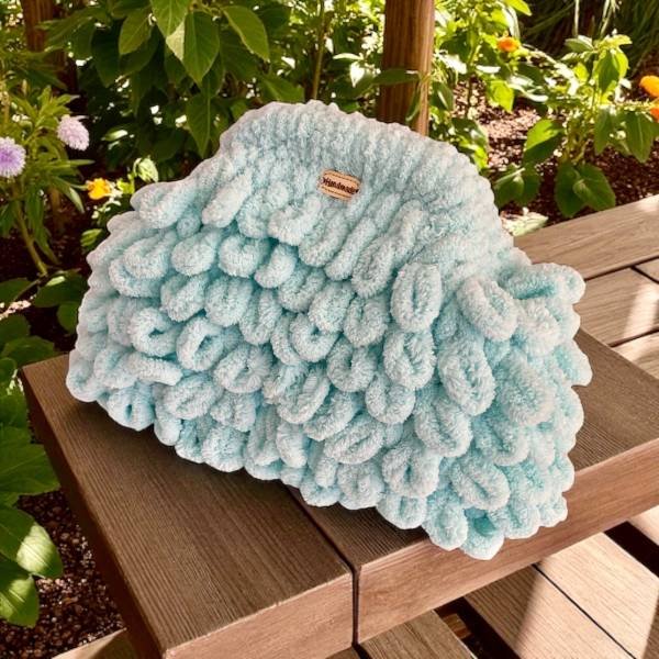 Χειροποίητη τσάντα Puffy MINI πλεγμένη με τα δάχτυλα οινοπνευματί-PL-120-19