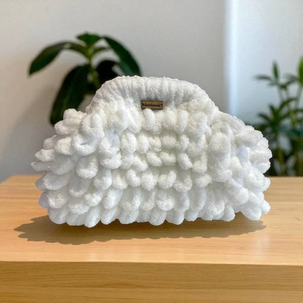 Χειροποίητη πλεκτή τσάντα Puffy mini χρώμα Άσπρο-PL-120
