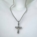 Κολιέ Αντρικός Σταυρός από ανοξείδωτο ατσάλι xρώμα ασημί-ST-