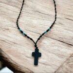 Αντρικό κολιέ ροζάριο Σταυρός χρώμα μαύρο