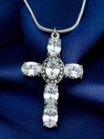 Κολιέ Σταυρός ατσάλινος με πέτρες κρυστάλλου χρώμα ασημί-Κ-702 - Image 2