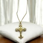 Κολιέ Σταυρός από ανοξείδωτο ατσάλι με ζιργκον xρώμα χρυσό-Κ-