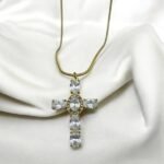 Κολιέ Σταυρός ατσάλινος με πέτρες κρυστάλλου χρώμα χρυσό-Κ-