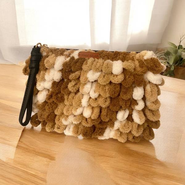 Χειροποίητη πλεκτή τσάντα φάκελος puffy animalprint-PL-123-6398
