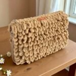 Χειροποίητη πλεκτή τσάντα Puffy φάκελος XL 35x25cm χρώμα Καμηλό-PL-133-262
