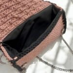 Χειροποίητη πλεκτή τσάντα πλέξη bubble χρώμα Ροζ/μαύρο-PL-141 - Image 4