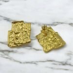 Σκουλαρίκια ανάγλυφα από Ανοξείδωτο ατσάλι χρώμα χρυσό-SK-738 - Image 2