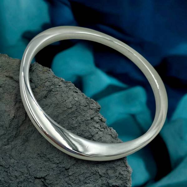 Βραχιόλι Χειροπέδα από ανοξείδωτο ατσάλι χρώμα ασημί-BR-