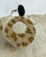 Σκουλαρίκια κρεμαστά γούνινα χειροποίητα animalprint-SK-799 - Image 2