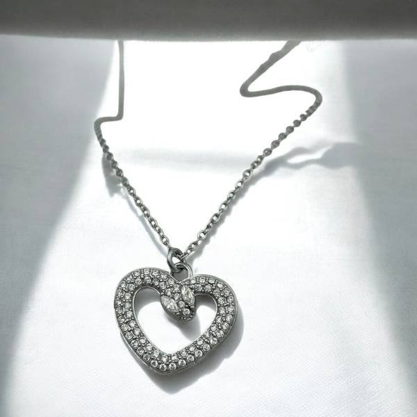 Κολιέ καρδιά από ανοξείδωτο ατσάλι με ζιργκον χρώμα ασημί-K-