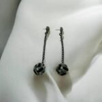 Σκουλαρίκια χειροποίητα κρεμαστά ασπρόμαυρα-SK-796 - Image 2