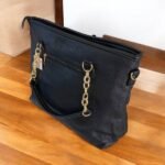 Ευρύχωρη Τσάντα ώμου με χρυσή αλυσίδα χρώμα Μαύρο-TS-1222 - Image 2