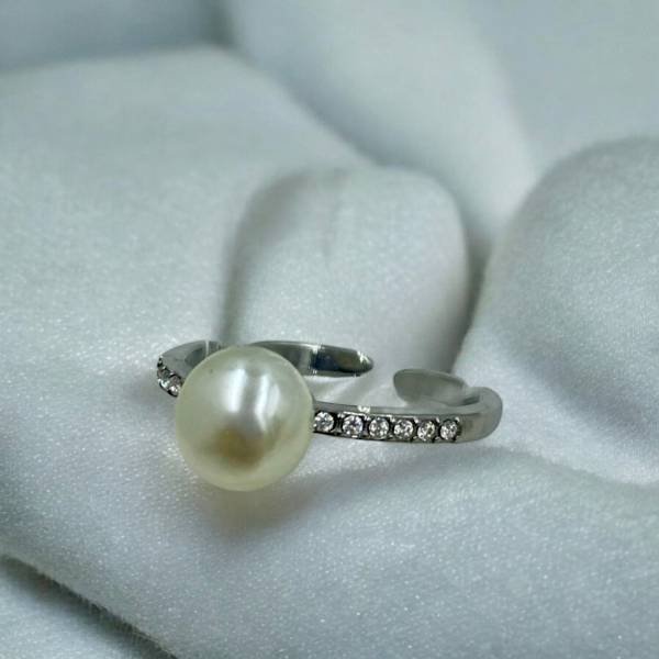 Δαχτυλίδι από ανοξείδωτο ατσάλι με πέρλα και στρας χρώμα ασημί-D-