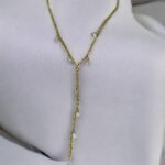 Ατσάλινο Κολιέ Y με Λαμπερές Πέτρες – Χρυσό