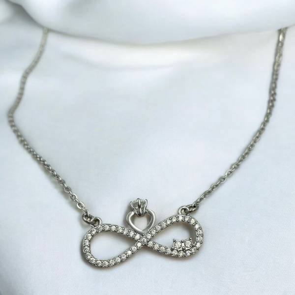 &Kappa;&omicron;&lambda;&iota;έ &Alpha;&tau;&sigma;ά&lambda;&iota;&nu;&omicron; Ά&pi;&epsilon;&iota;&rho;&omicron; &mu;&epsilon; &mu;&omicron;&nu;ό&pi;&epsilon;&tau;&rho;&omicron; &kappa;&alpha;&iota; &Zeta;&iota;&rho;&gamma;&kappa;ό&nu; &chi;&rho;ώ&mu;&alpha; &alpha;&sigma;&eta;&mu;ί-K-