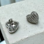 Σκουλαρίκια καρδιές με στρας από ανοξείδωτο ατσάλι- ασημί-SK-726 - Image 2
