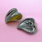 Σκουλαρίκια καρδιές από ανοξείδωτο ατσάλι δίχρωμα ασημί/χρυσό-SK-727 - Image 2