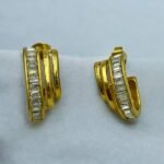 Σκουλαρίκια ατσάλινα κρίκος τριπλός με διαφανή πέτρες- χρυσό-SK-745 - Image 2