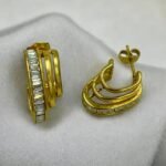 Σκουλαρίκια ατσάλινα κρίκος τριπλός με διαφανή πέτρες- χρυσό-SK-