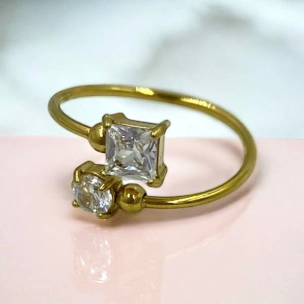 &Delta;&alpha;&chi;&tau;&upsilon;&lambda;ί&delta;&iota; &Alpha;&tau;&sigma;ά&lambda;&iota;&nu;&omicron; &mu;&epsilon; &pi;έ&tau;&rho;&epsilon;&sigmaf; &kappa;&rho;&upsilon;&sigma;&tau;ά&lambda;&lambda;&omicron;&upsilon; &chi;&rho;ώ&mu;&alpha; &chi;&rho;&upsilon;&sigma;ό-D-