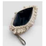 Χειροποίητη πλεκτή τσάντα φάκελος puffy 30x22cm χρώμα Μπεζ-PL-118-599 - Image 2