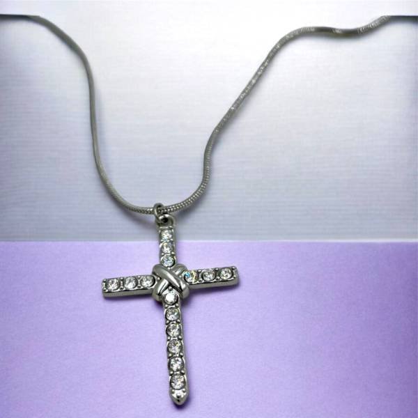 &Kappa;&omicron;&lambda;&iota;έ &Alpha;&tau;&sigma;ά&lambda;&iota;&nu;&omicron; &Sigma;&tau;&alpha;&upsilon;&rho;ό&sigmaf; &mu;&epsilon; &zeta;&iota;&rho;&gamma;&kappa;&omicron;&nu; x&rho;ώ&mu;&alpha; &alpha;&sigma;&eta;&mu;ί-&Kappa;-