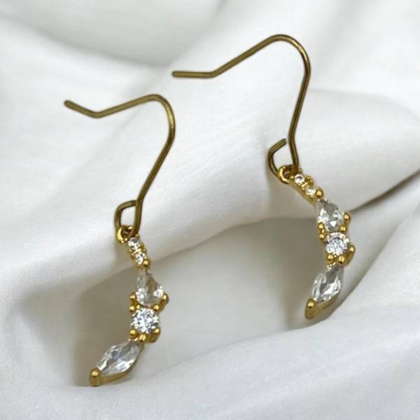 Σκουλαρίκια ατσάλινα με πέτρες κρυστάλλου χρώμα χρυσό-SK-