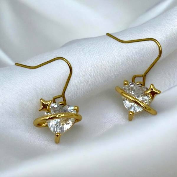 Σκουλαρίκια ατσάλινα καρδιές με πέτρα κρυστάλλου χρώμα χρυσό-SK-