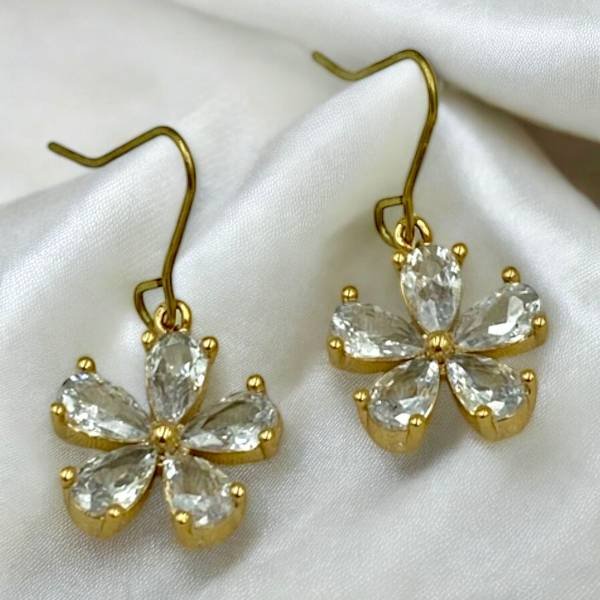 Σκουλαρίκια ατσάλινα λουλούδια με πέτρες κρυστάλλου χρώμα χρυσό-SK-