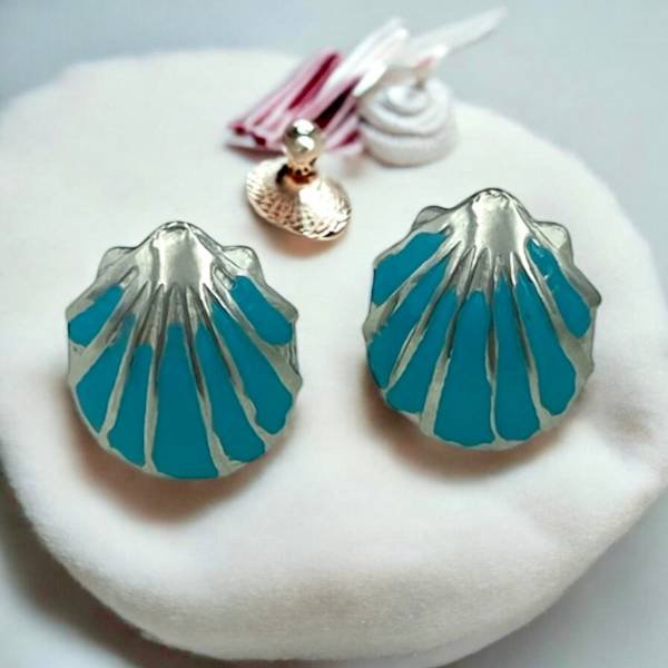 Σκουλαρίκια ατσάλινα αχιβάδα γαλάζια.χρώμα ασημί-SK-764