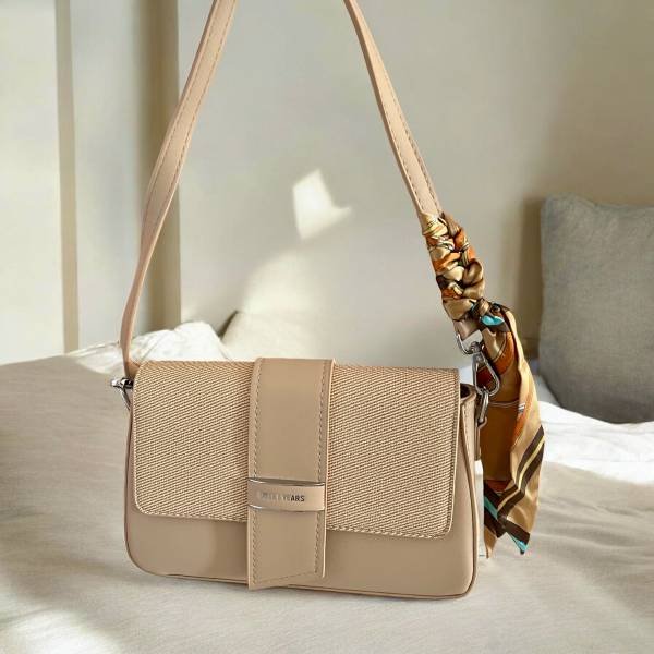 &Gamma;&upsilon;&nu;&alpha;&iota;&kappa;&epsilon;ί&omicron; &Tau;&sigma;&alpha;&nu;&tau;ά&kappa;&iota; ώ&mu;&omicron;&upsilon; &kappa;&alpha;&iota; &chi;&iota;&alpha;&sigma;&tau;ί &chi;&rho;ώ&mu;&alpha; &Mu;&pi;&epsilon;&zeta;-TS-