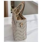 Τσάντα χειρός και χιαστί με πεταλούδες χρώμα Μπεζ σκούρο-TS-1228 - Image 2