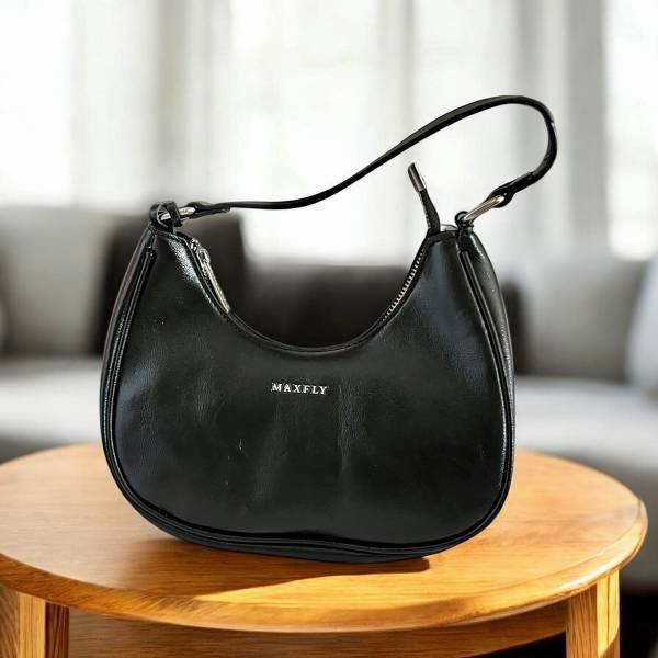 &Gamma;&upsilon;&nu;&alpha;&iota;&kappa;&epsilon;ί&omicron; &Tau;&sigma;&alpha;&nu;&tau;ά&kappa;&iota; ώ&mu;&omicron;&upsilon; &kappa;&alpha;&iota; &chi;&iota;&alpha;&sigma;&tau;ί &chi;&rho;ώ&mu;&alpha; &Mu;&alpha;ύ&rho;&omicron;-TS-