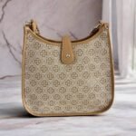 Τσάντα ώμου και χιαστί με ασημί αλυσίδα, χρώμα Μπεζ-TS-1234 - Image 2