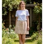 Χειροποίητη πλεκτή φούστα Μίνι με βελονάκι , χρώμα μπεζ