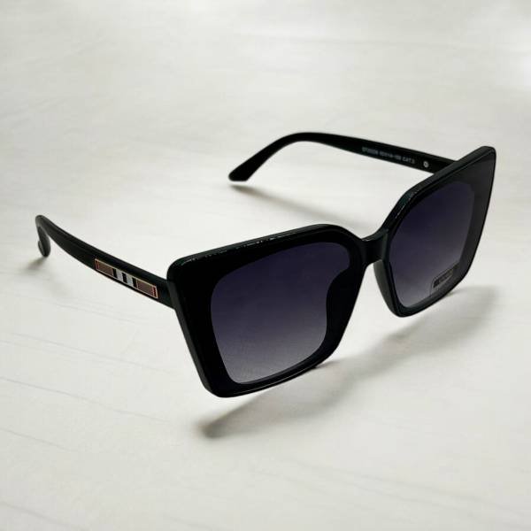 &Gamma;&upsilon;&nu;&alpha;&iota;&kappa;&epsilon;ί&alpha; &Gamma;&upsilon;&alpha;&lambda;&iota;ά &Eta;&lambda;ί&omicron;&upsilon; GL20238-3