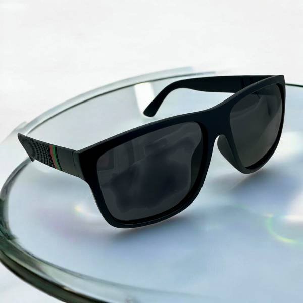 &Alpha;&nu;&tau;&rho;&iota;&kappa;ά &Gamma;&upsilon;&alpha;&lambda;&iota;ά &Eta;&lambda;ί&omicron;&upsilon; Polarized &Mu;&alpha;ύ&rho;&omicron; &Phi;&alpha;&kappa;ό-GLA13328