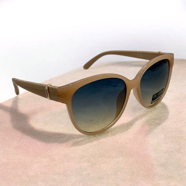 &Gamma;&upsilon;&nu;&alpha;&iota;&kappa;&epsilon;ί&alpha; &Gamma;&upsilon;&alpha;&lambda;&iota;ά &Eta;&lambda;ί&omicron;&upsilon;-GLS6186-2