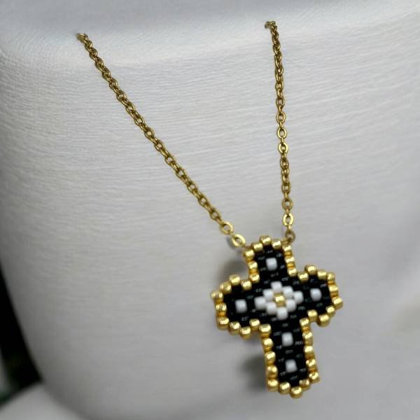 &Alpha;&tau;&sigma;ά&lambda;&iota;&nu;&omicron; &kappa;&omicron;&lambda;&iota;έ &mu;&epsilon; &pi;&lambda;&epsilon;&kappa;&tau;ό &mu;&alpha;ύ&rho;&omicron; &Sigma;&tau;&alpha;&upsilon;&rho;ό &chi;&rho;ώ&mu;&alpha; &chi;&rho;&upsilon;&sigma;ό-&Kappa;-