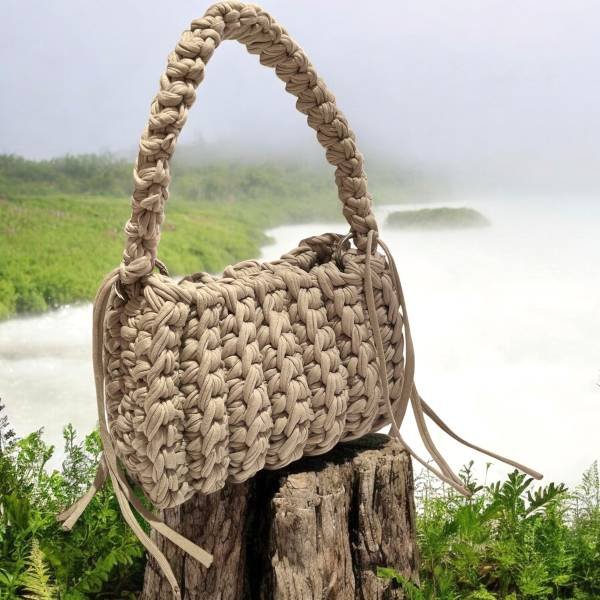 Χειροποίητη πλεκτή τσάντα με νήμα μακό, χρώμα Μπεζ της άμμου-PLM-124